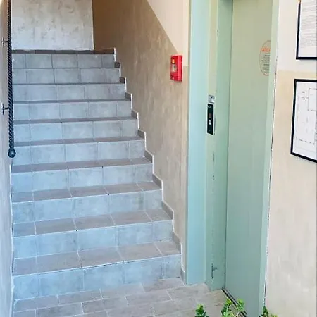 La Lanterna Hotel
