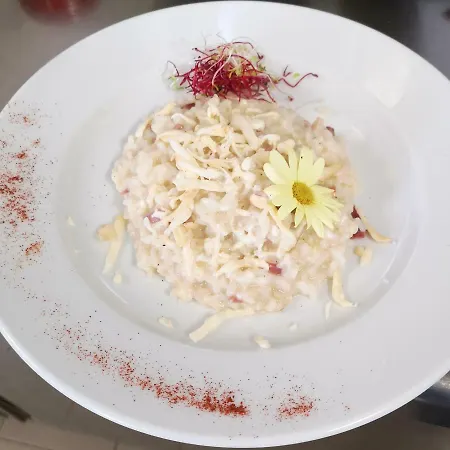 Hotel La Lanterna 3*