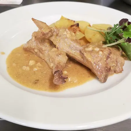 La Lanterna 酒店 科洛尔诺