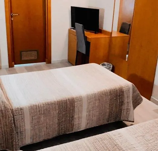 La Lanterna מלון קולורנו