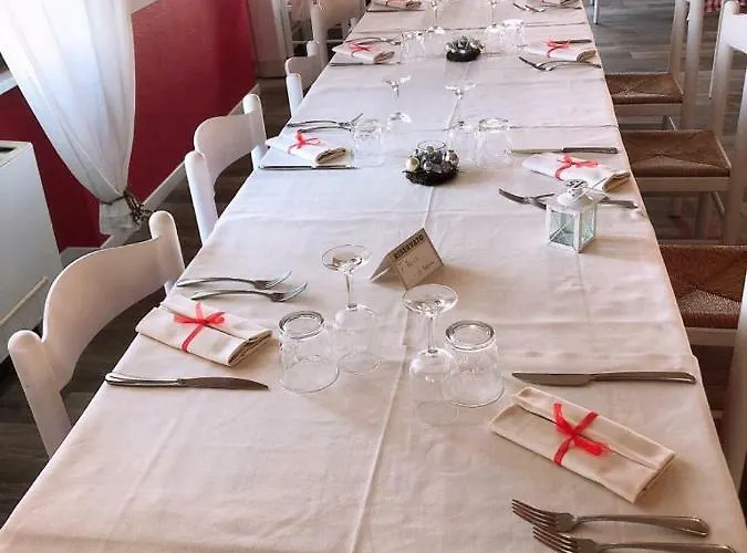 La Lanterna 酒店 科洛尔诺